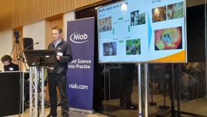 Niab's Graham Dow presenting at the BAPL/Niab Apple and Pear Technical Day