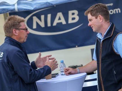 NIAB Regional Agronomist Gary Rackham talking to a NIAB Member